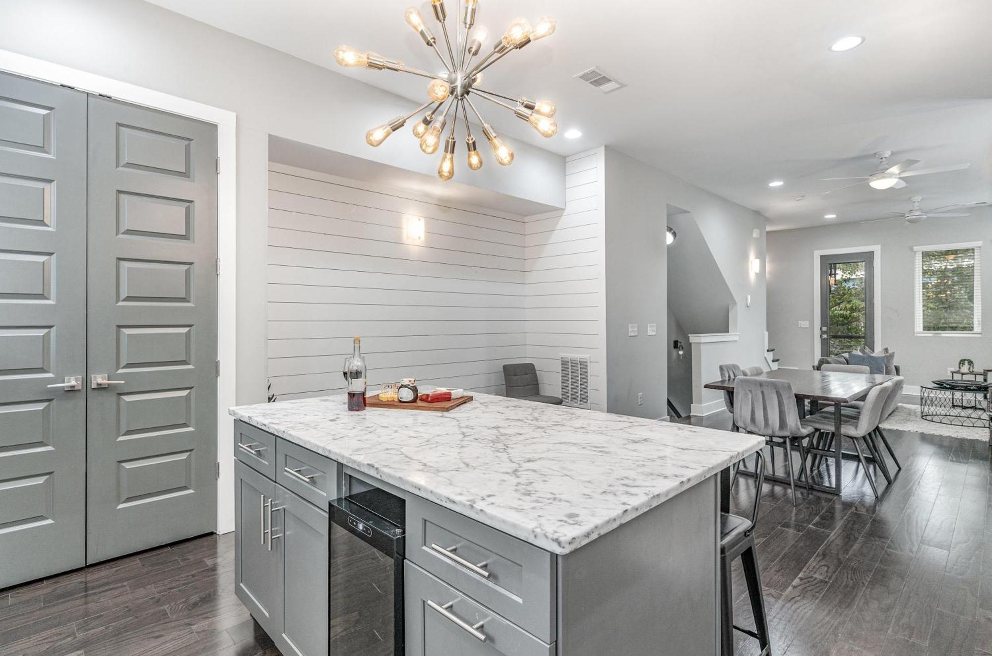 Holiday home Cypress - Private Rooftop Patio - Mins To Broadway