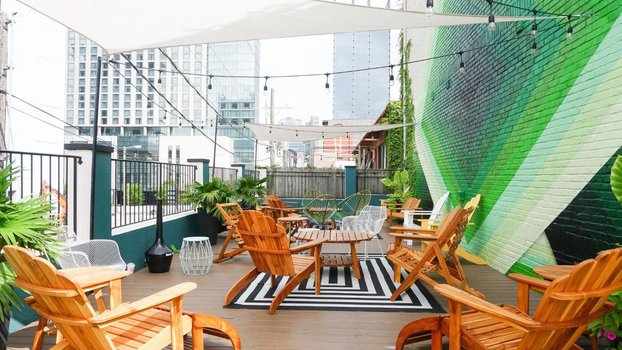 Sleeps 8 4 Sobro Near Live Music Dining - By Avantstay *