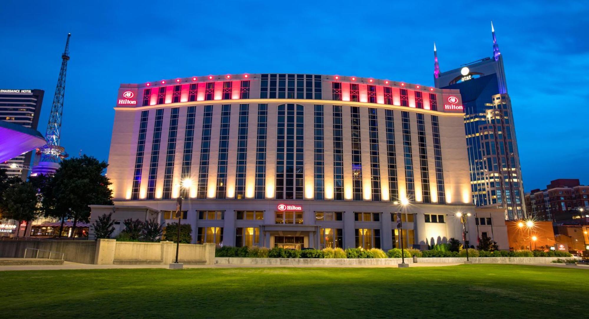 Hilton Downtown Hotel 4*