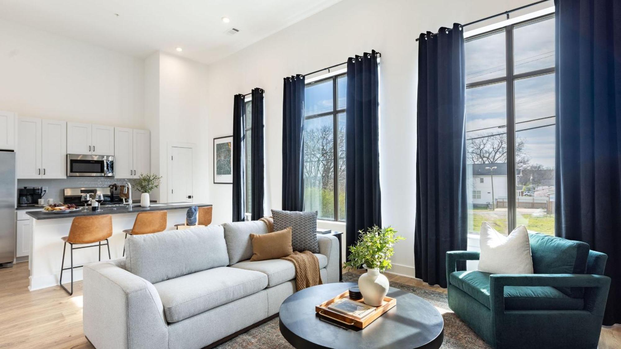 New Build Sleeps 12 2 In Scenic Bluffside Minutes To Downtown