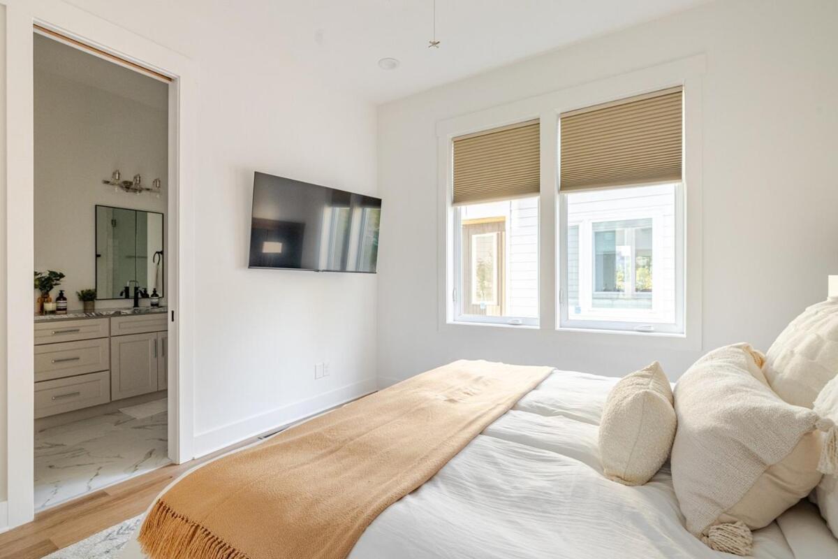 Holiday home Rooftop Retreat & Skyline Views