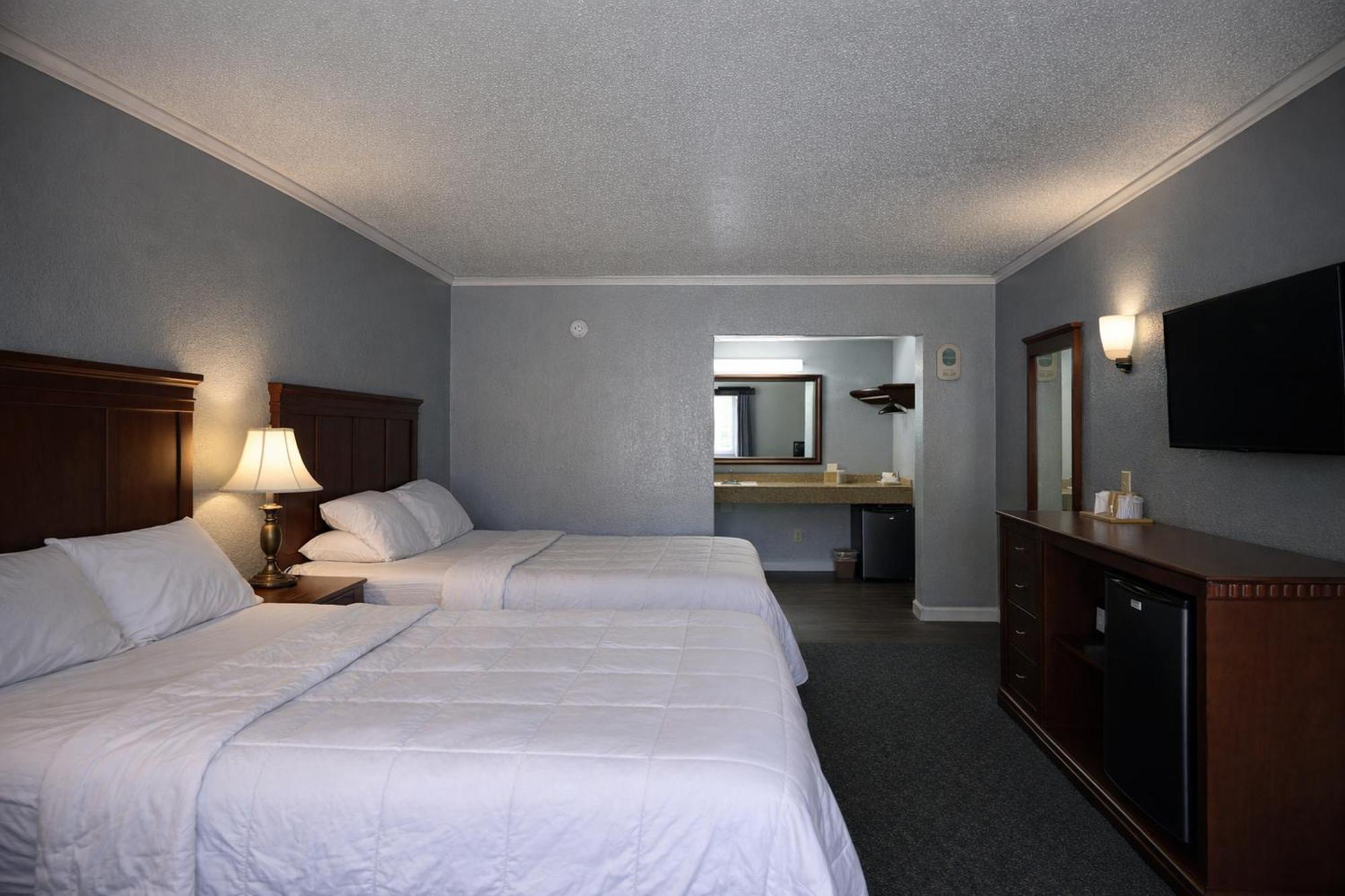 Quarters & Hotel 3*