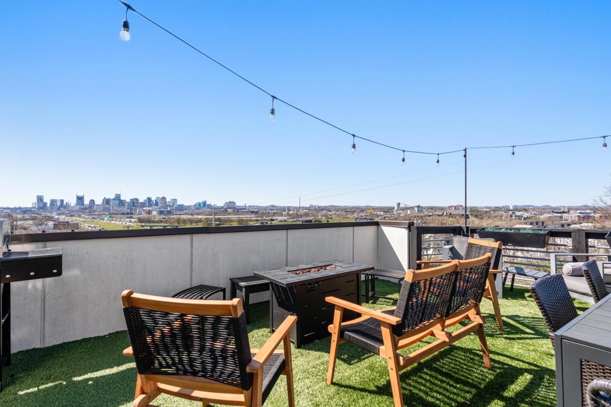 8min To Downtown With Rooftop Golf Grill And Firepit * Nashville
