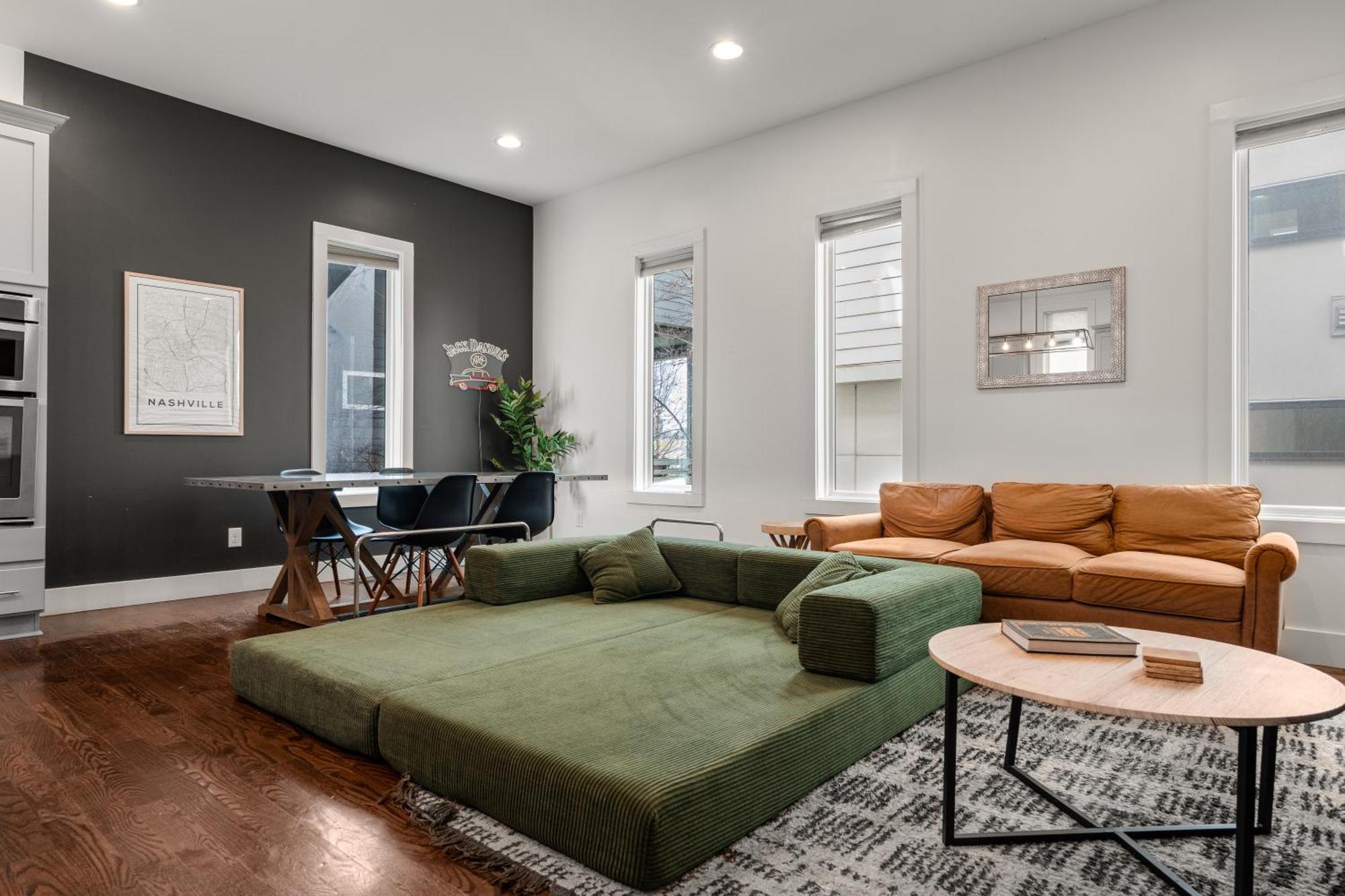 Downtown Views With Rooftop Golf Grill And Firepit Only 8min To Broadway *