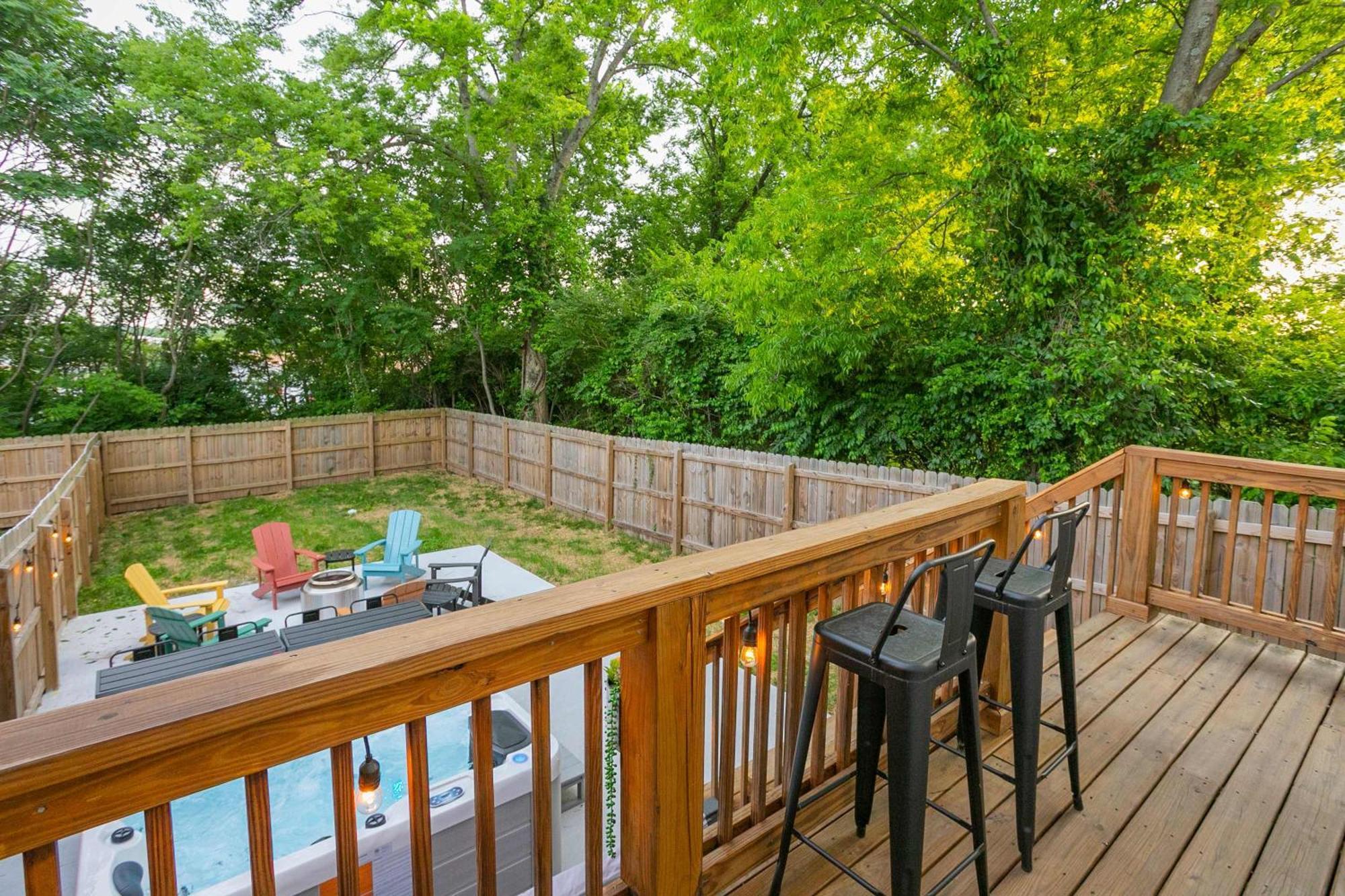 Vacation Haven Hot Tub Fire Pit Grill & Arcade