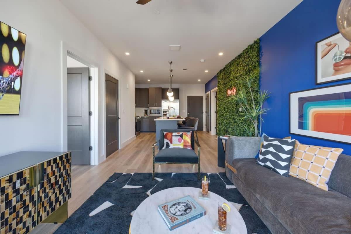 Modern Muse-odyssey-full Gym-heart Of Midtown Holiday home *