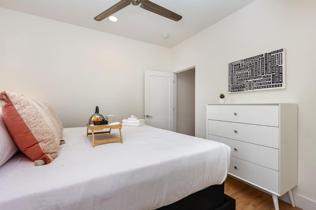Citrine-private Patio & Balcony-near Germantown Holiday home