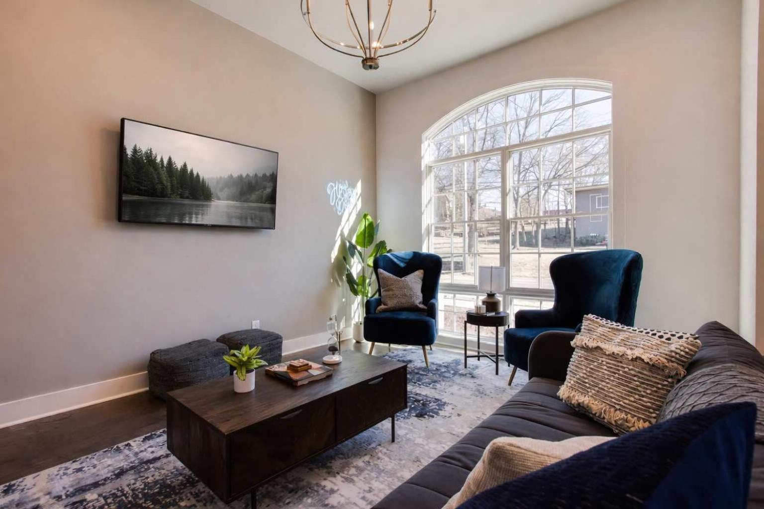 West End Dreams-2 Homes-6 Mins To Broadway