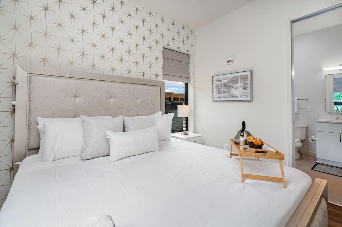 Harmony Outpost-pool & Gym-4 Mins To Broadway *