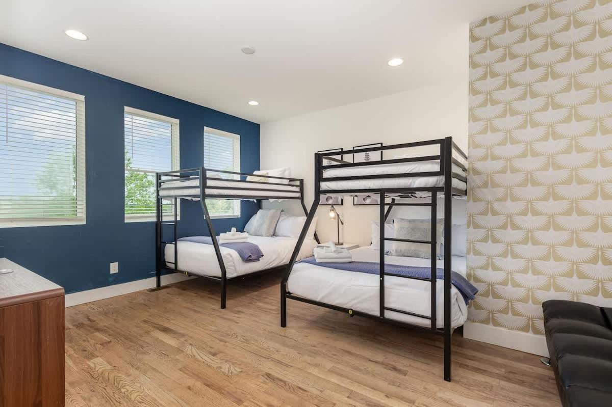 Citrine-private Patio & Balcony-near Germantown *