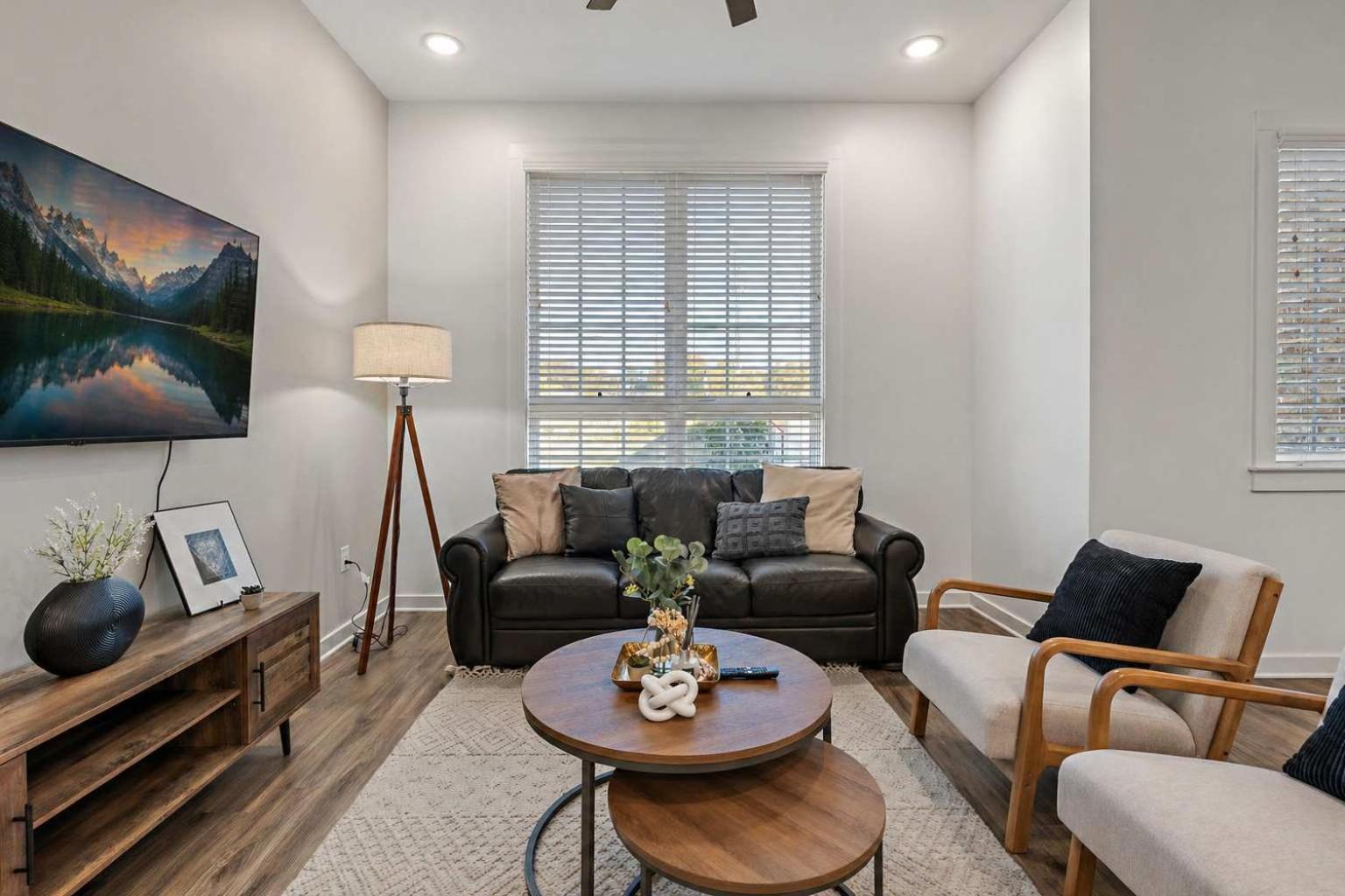 Holiday home Group Getaway - 2 Homes Rooftops 28 Nashville