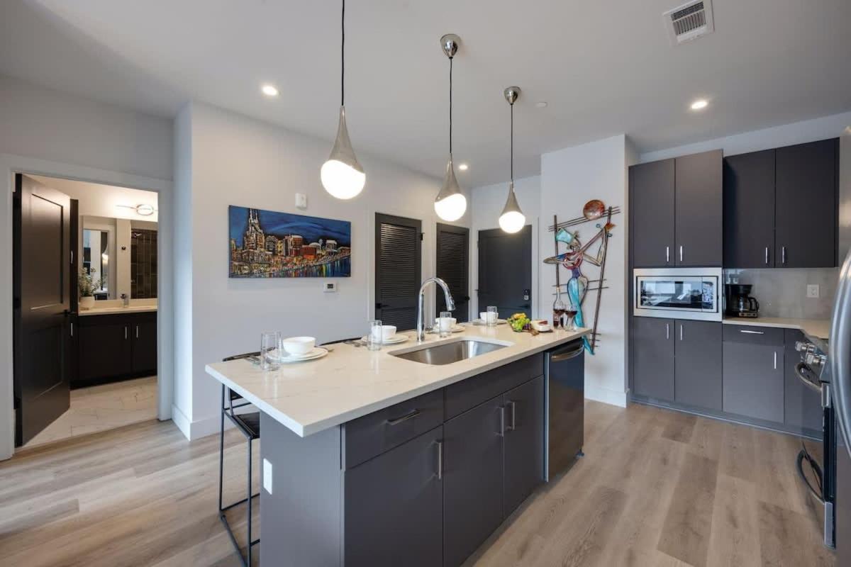 Holiday home Reverb - Odyssey - Pool & Gym - Heart Of Midtown *