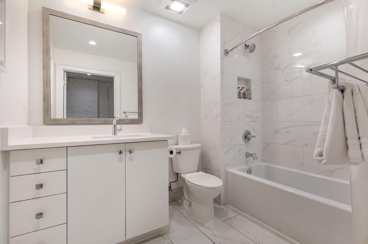 The Saddlery-frequency-2 Units-walk 2 Broadway Holiday home