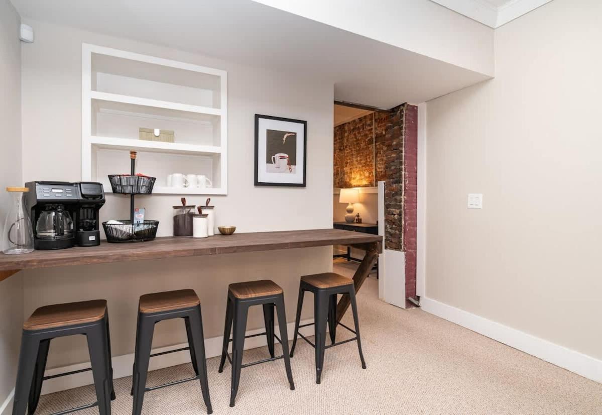 Rutledge After Dark - Walk To Broadway & The Gulch Holiday home *