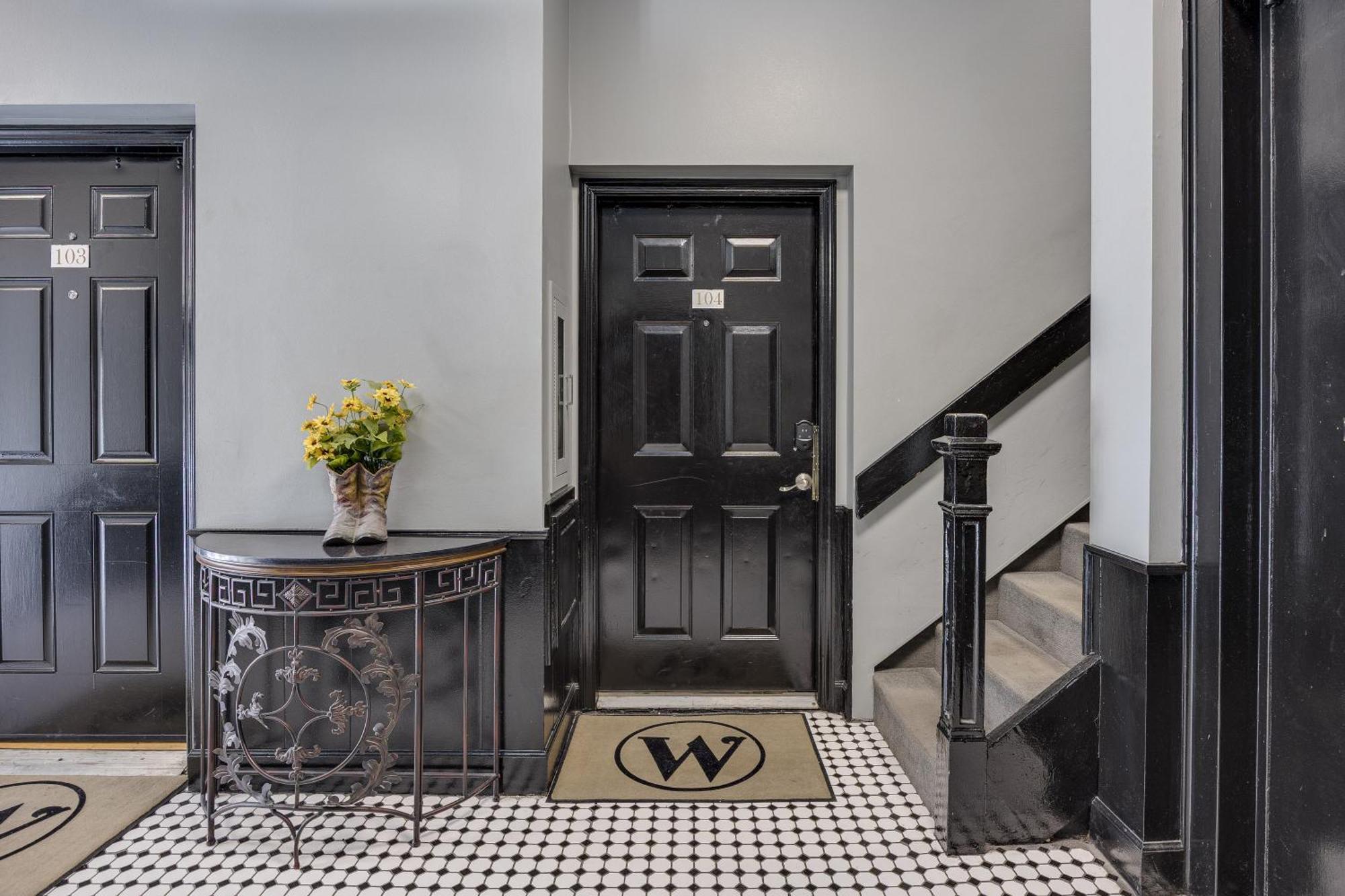 Historic Honky Tonk Hideaway Apartment Nashville