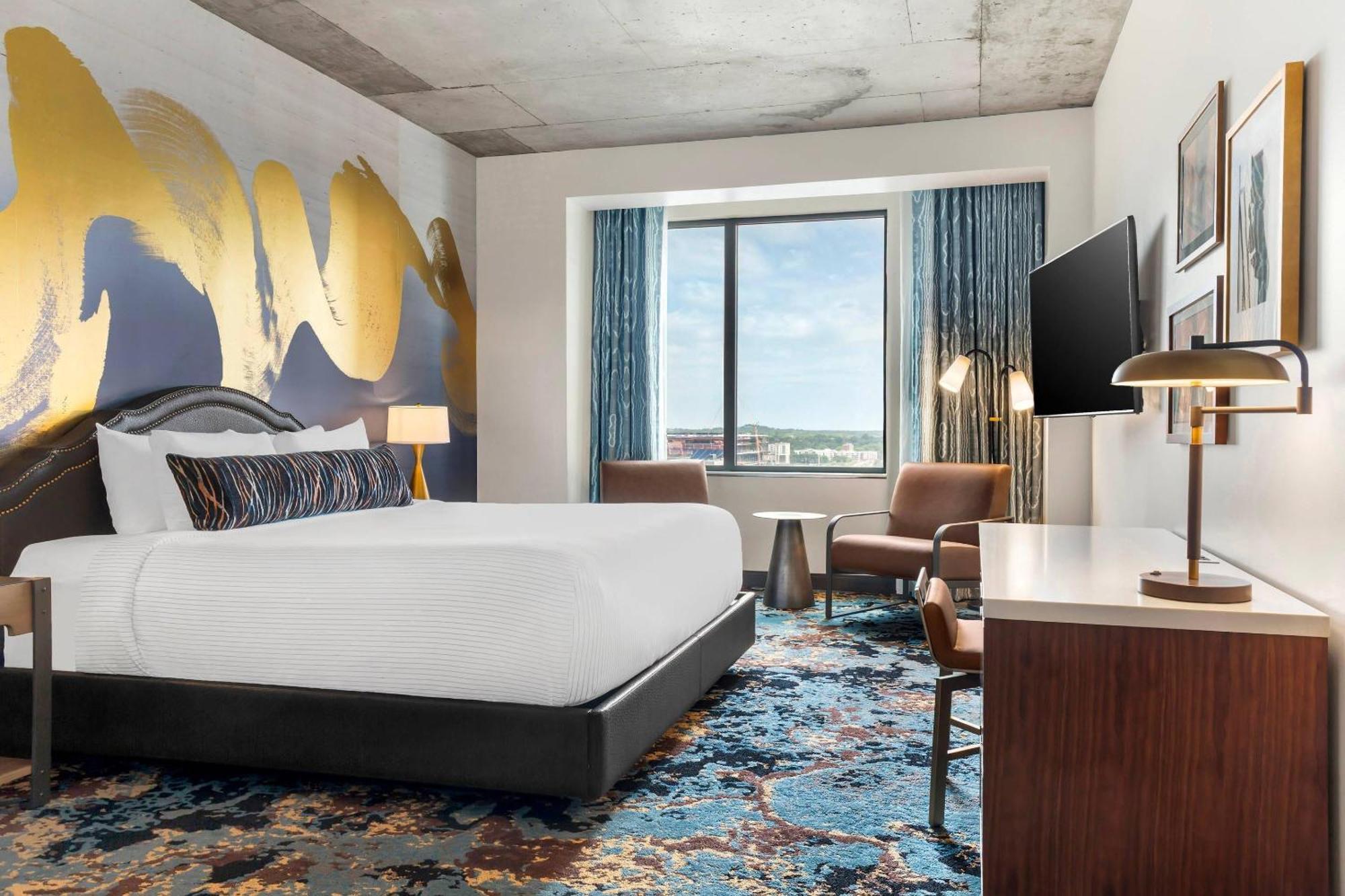 Hotel Cambria Downtown