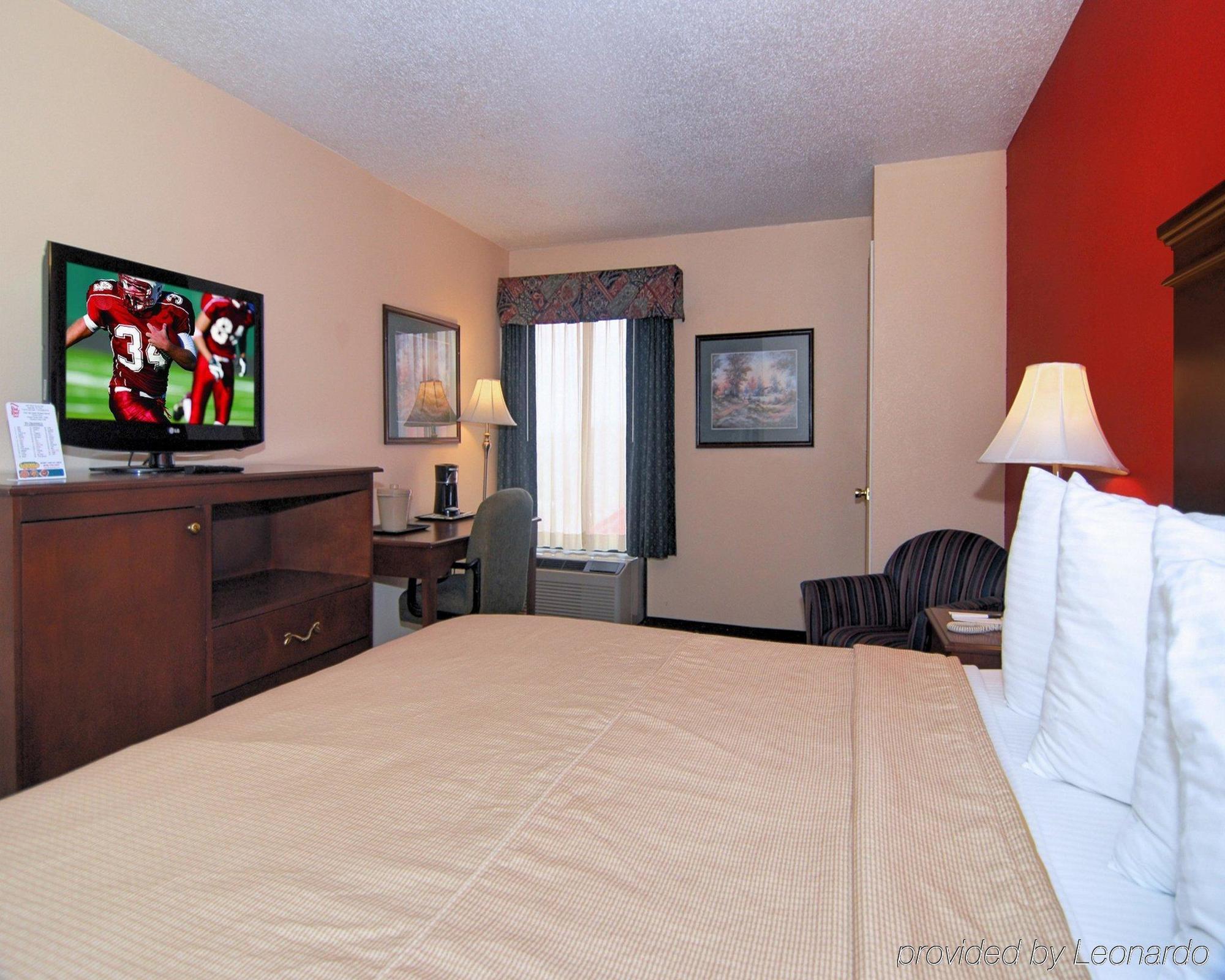 Red Roof - Music 2* Nashville