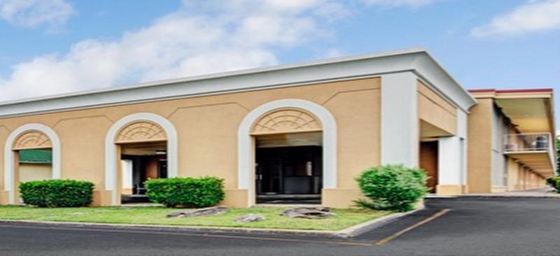 Hotel Super 8 Downtown Airport Nashville