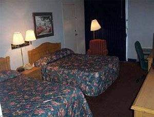Knights Hotel
