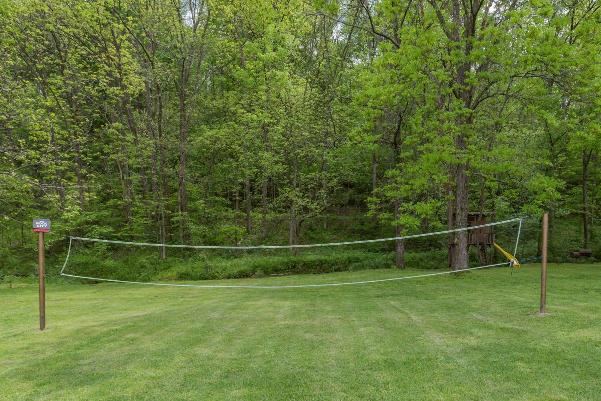 Brenda Lee History 2br Pool Hot Tub *