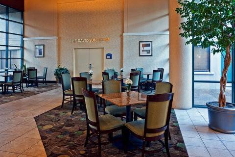Express Airport By Ihg Hotel Nashville