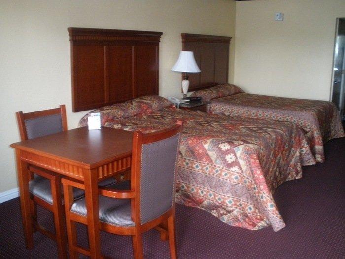 Quarters & Hotel