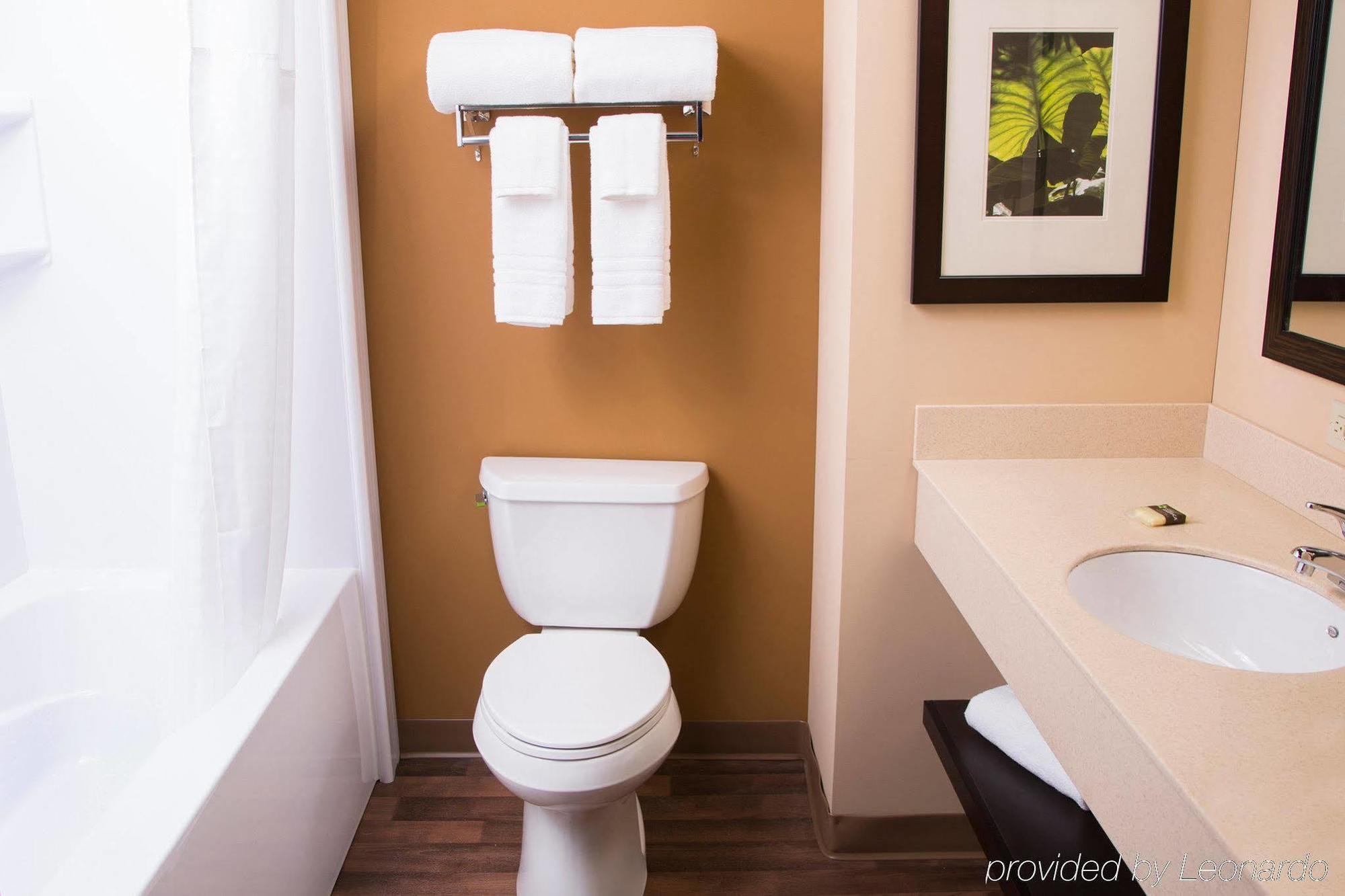 Extended America Premier - - Vanderbilt Nashville