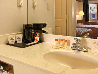 Days By Wyndham Airport East Hotel Nashville