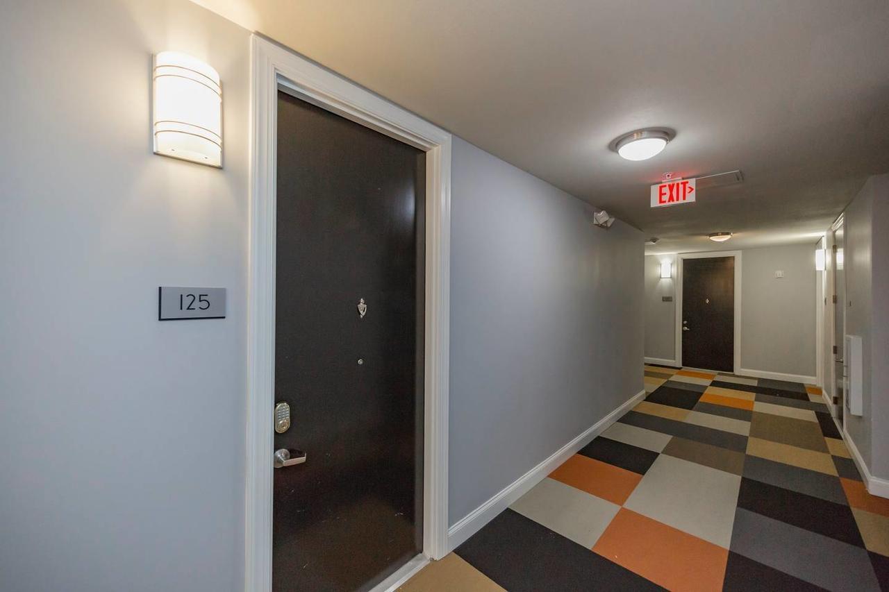 Hotel Express & West End - Univ Area By Ihg 3*