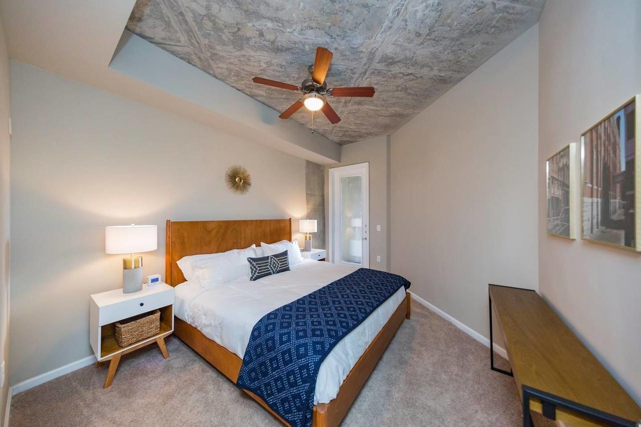 Hotel Express & West End - Univ Area By Ihg 3*