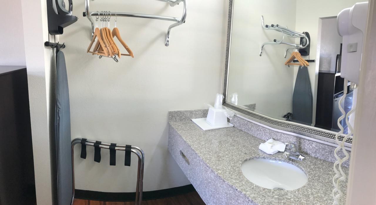 Americas Value Inn-nashville/airport South 2*