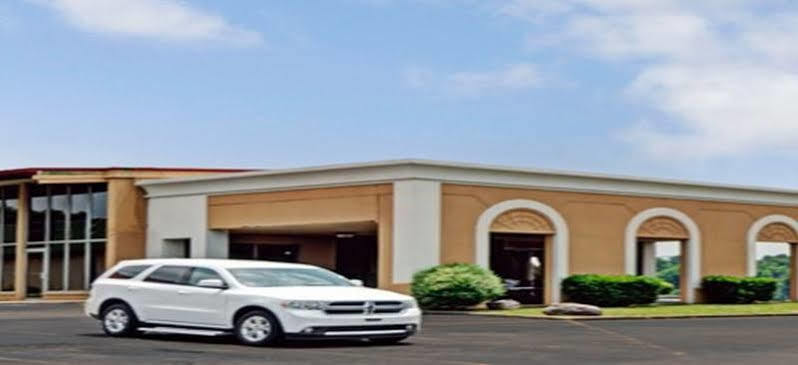 Hotel Super 8 Downtown Airport