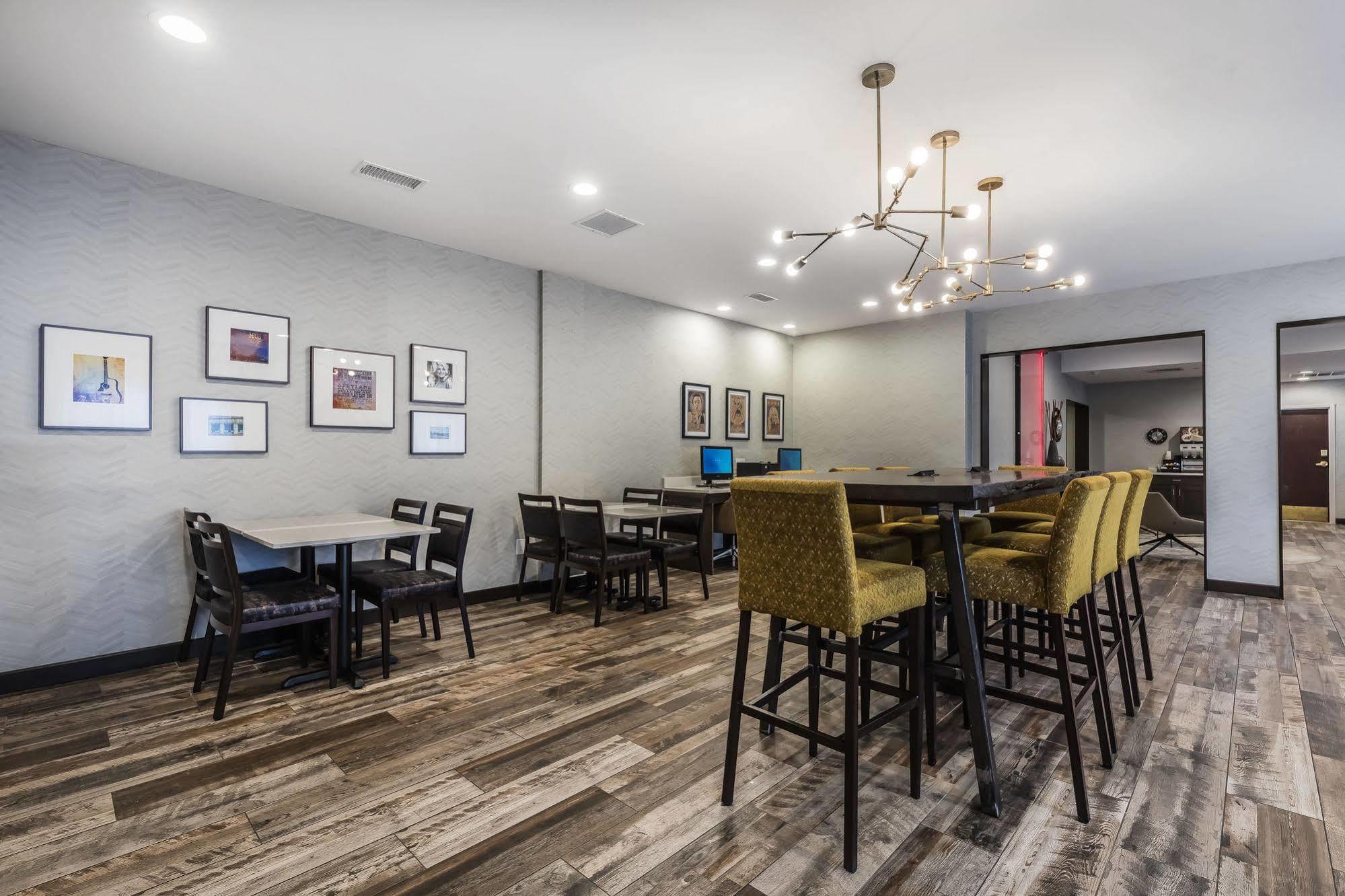 Hotel Best Western Plus Airport - Bna
