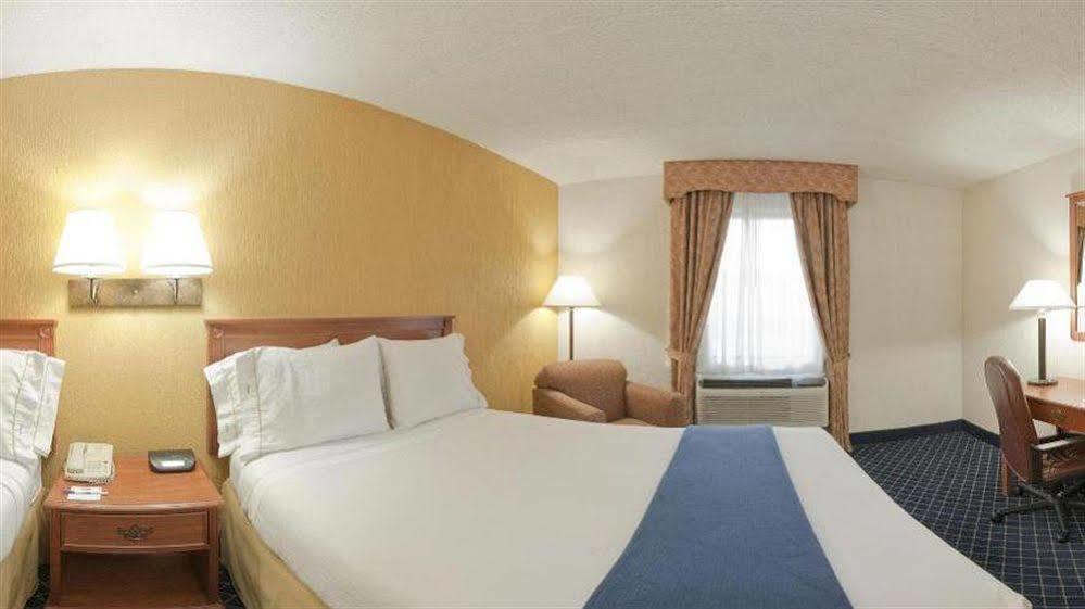 Hotel Express & Nashville-i-40 & I-24 Nashville