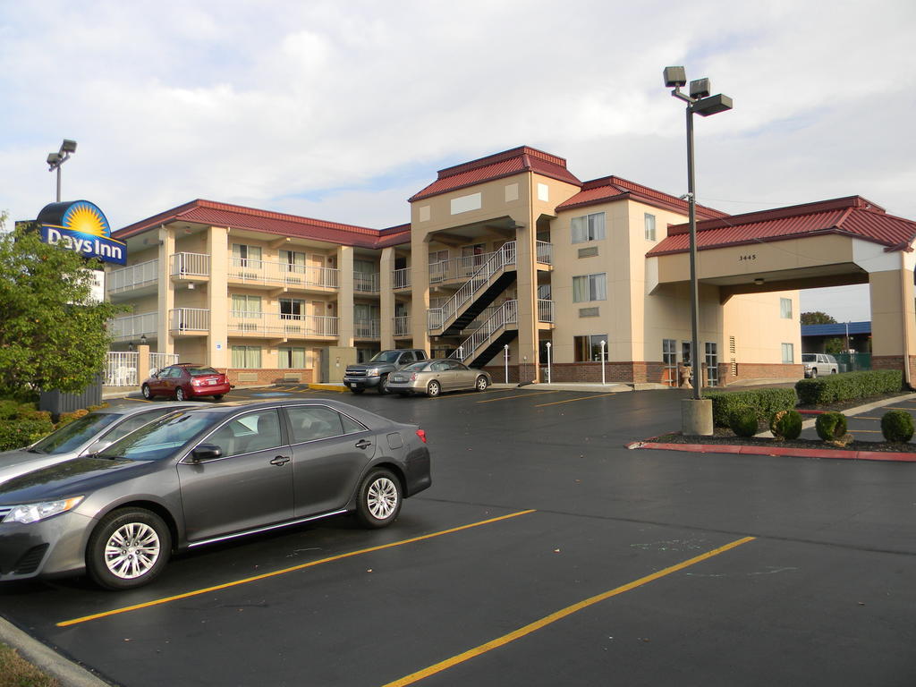 Hotel Days By Wyndham Airport East Nashville