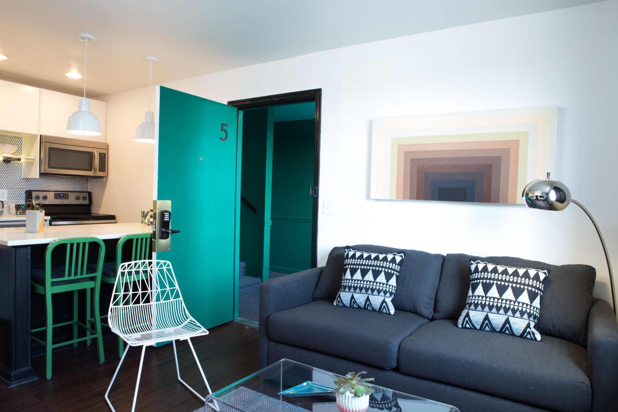 Sobro Hotel 4*
