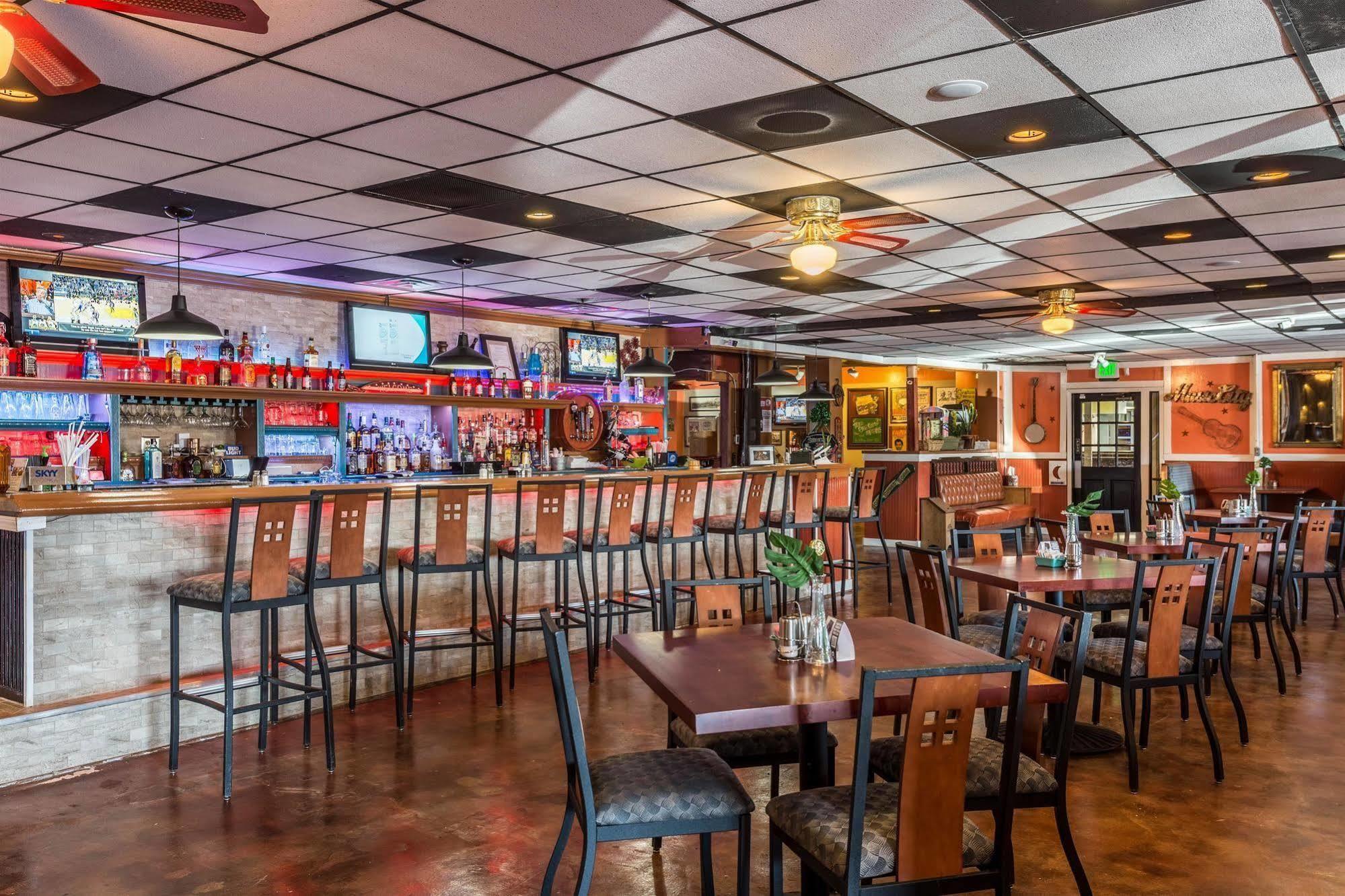 Hotel 6-nashville, Tn 2*