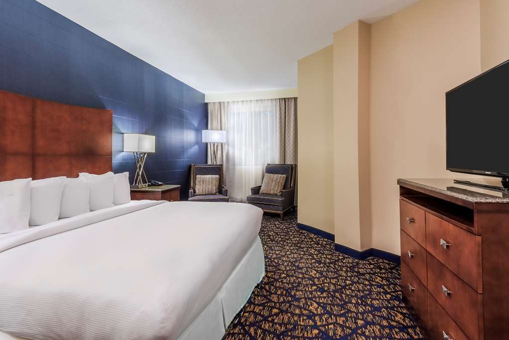 Doubletree By Hilton Downtown