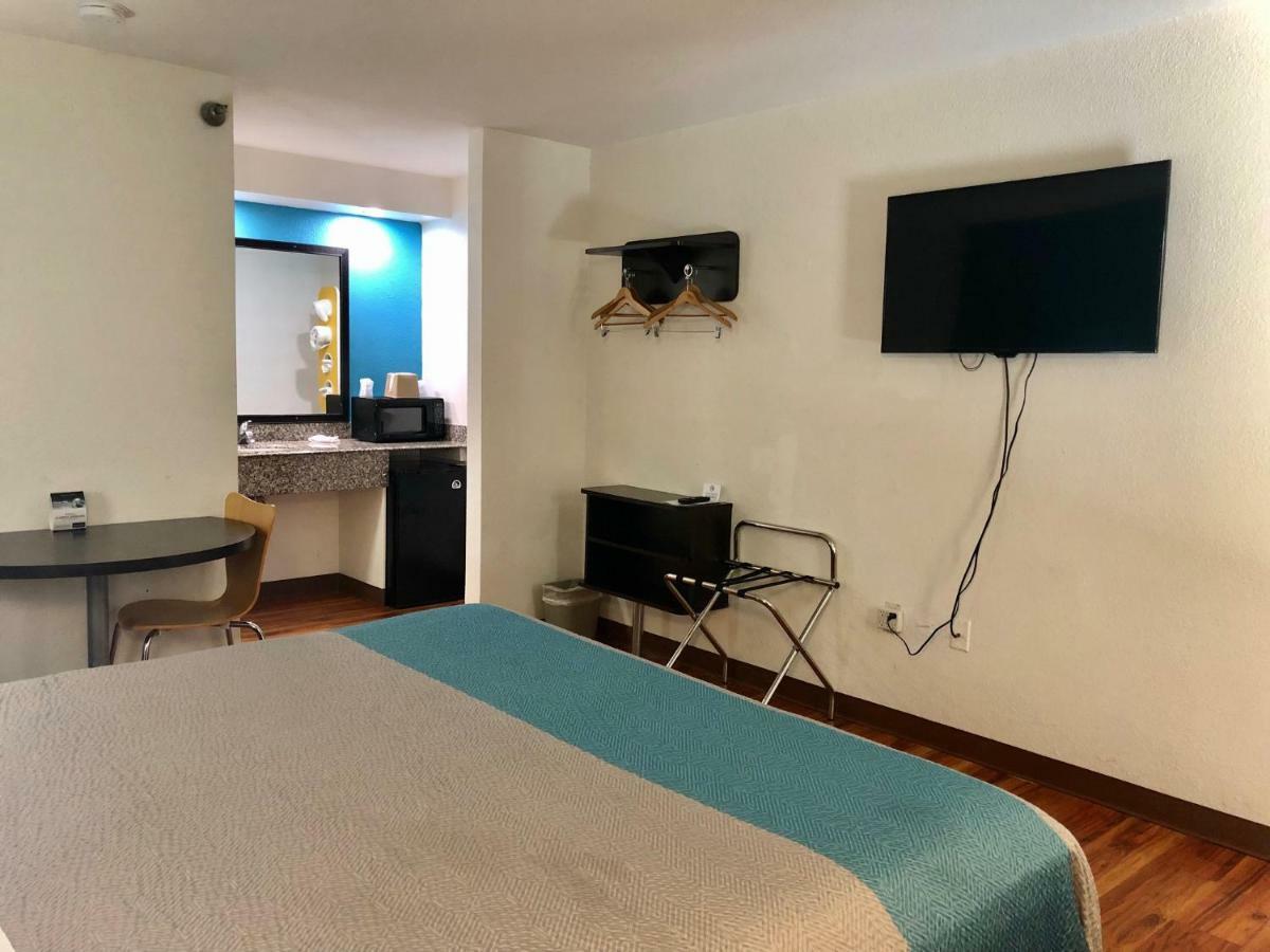 6-nashville, Tn - Airport Hotel