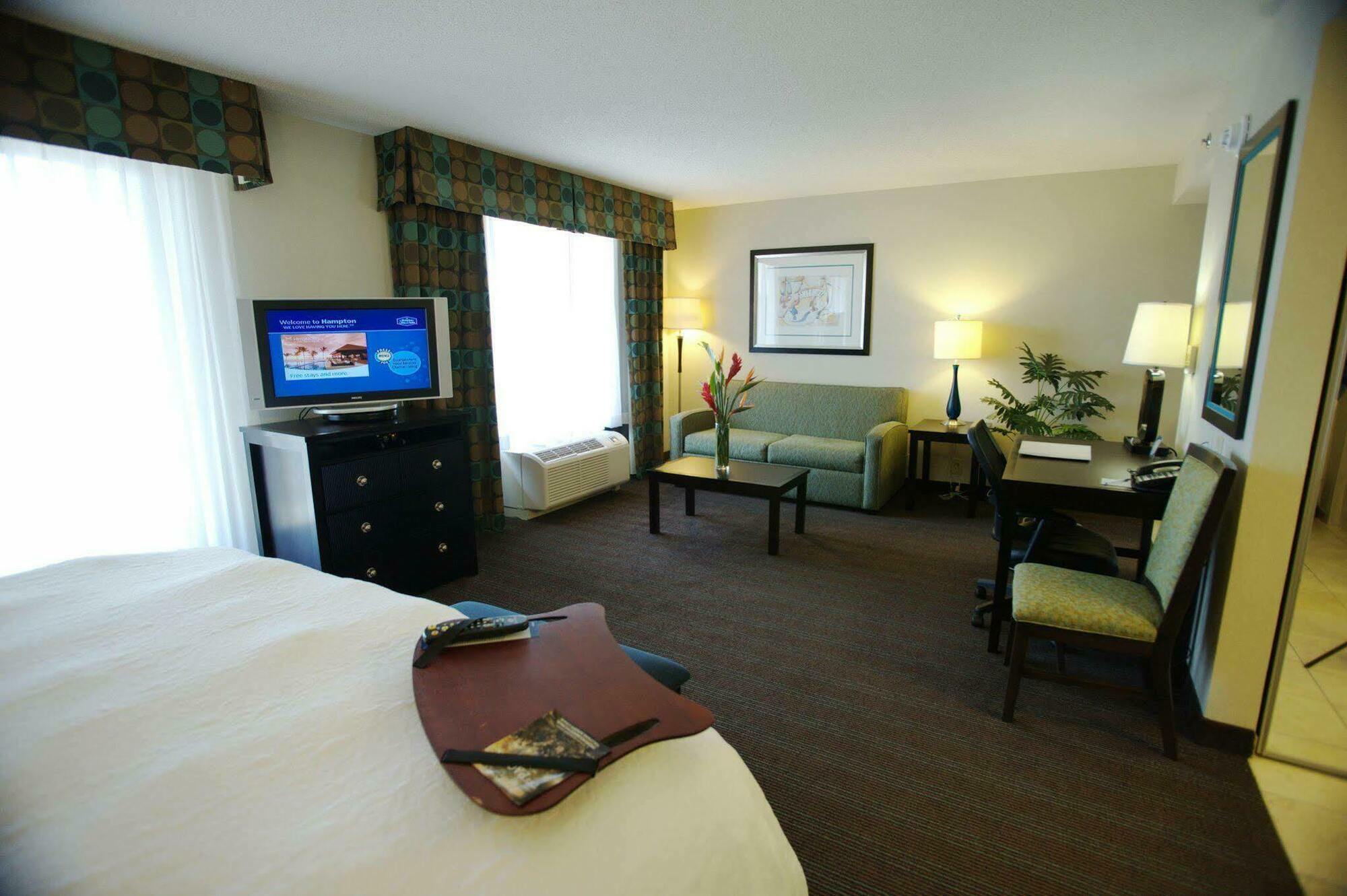 Hampton & Nashville-downtown Hotel 3*