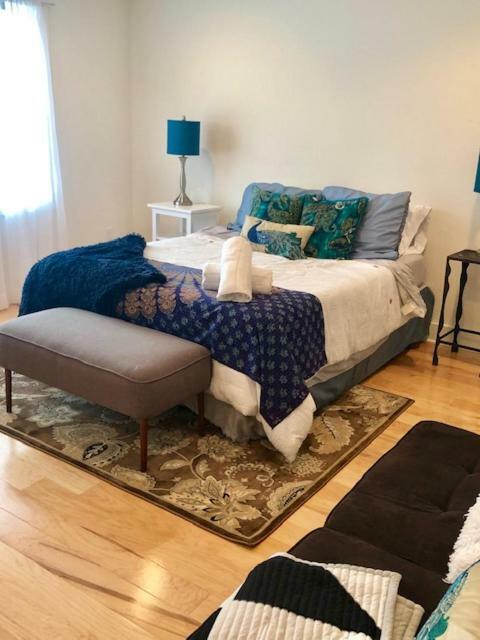 Miranda Lambert & Friends Luxury Bungalow Nashville