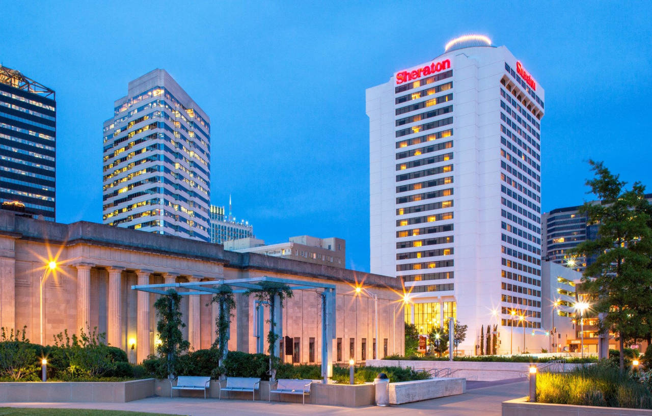 Sheraton Grand Downtown Hotel 4*