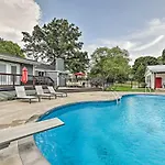 Holiday home Quiet Area W/ Pool - 15 Mi To Dtwn *