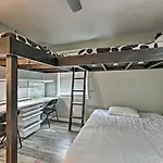 Holiday home Quiet Area W/ Pool - 15 Mi To Dtwn *