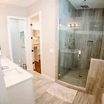 Huge4bedr10mintodtownsafe Holiday home *