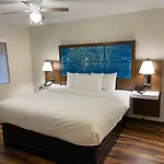 Red Lion Inn & Suites Nashville Airport