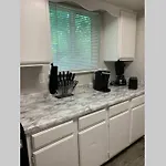 Luxury Townhome 20 Min To Music City, Apartment Nashville