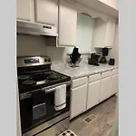 Luxury Townhome 20 Min To Music City,