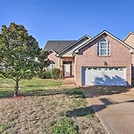 Charming Nashville Home ~ 6 Mi To Downtown!