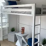 Classy, Cozy, Close To Downtown